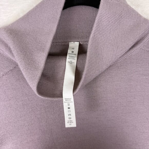 Lululemon City Trek Turtleneck Sweater Purple Women's Size 10 Merino Wool - Picture 3 of 7